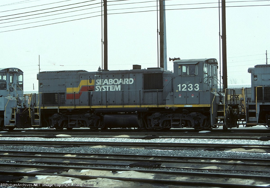 CSX 1233